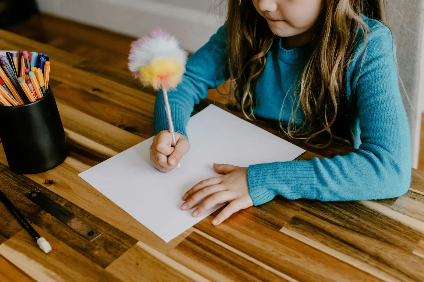 Toolkit visual - hands, paper, pen, child and adult